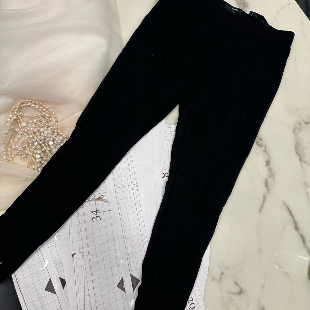 Theory leggings